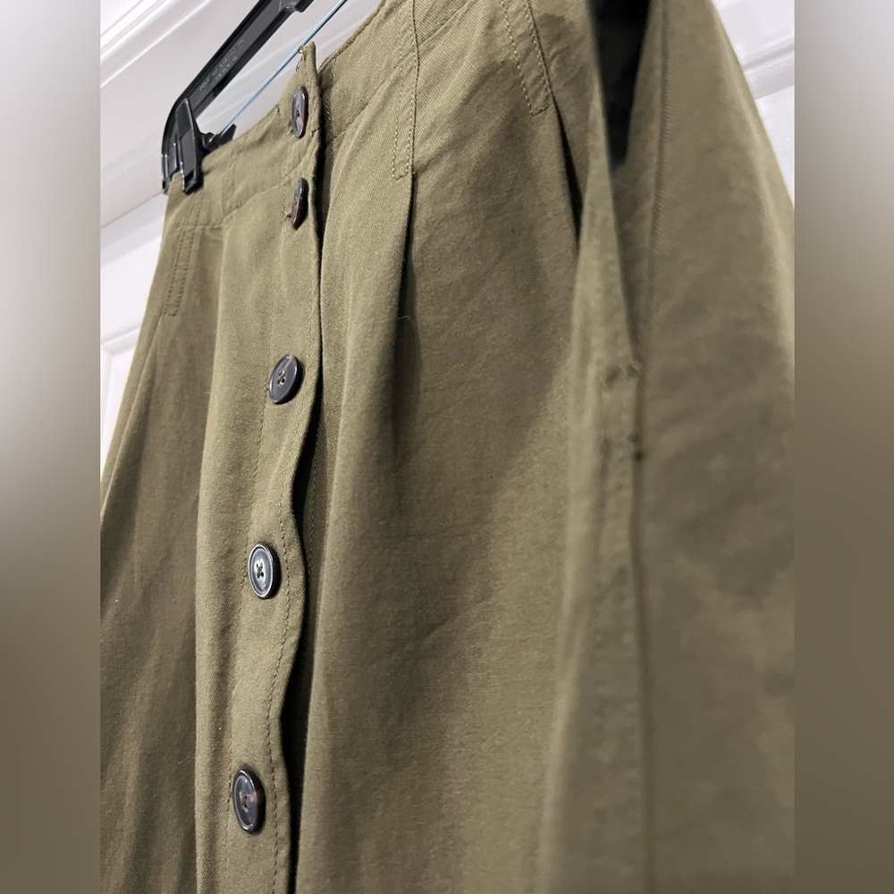 Olive Button-Down A-Line Skirt. Madewell - Picture 2 of 5